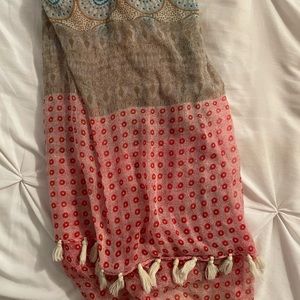 Light scarf- beautiful patterns